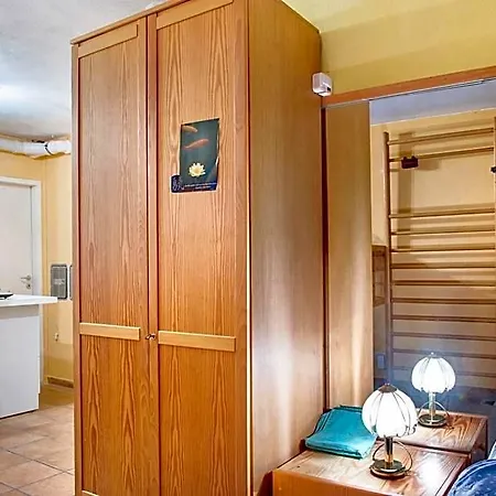 Milchtuetenzimmer - Upcycling Apartman *